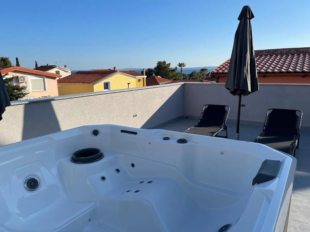 Vila Pedinka Villa Vir