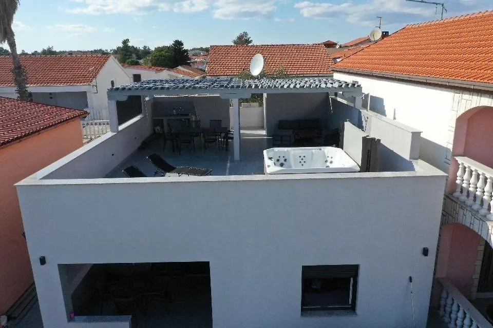 Vila Pedinka Villa Vir